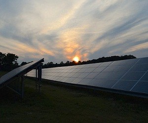 上海電氣承建全球最大太陽能光熱項目